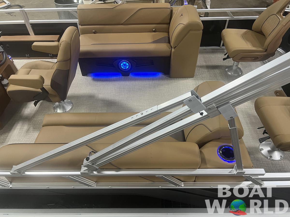 2026 Tahoe Pontoons Sport 2385 Center Console Fish Tritoon