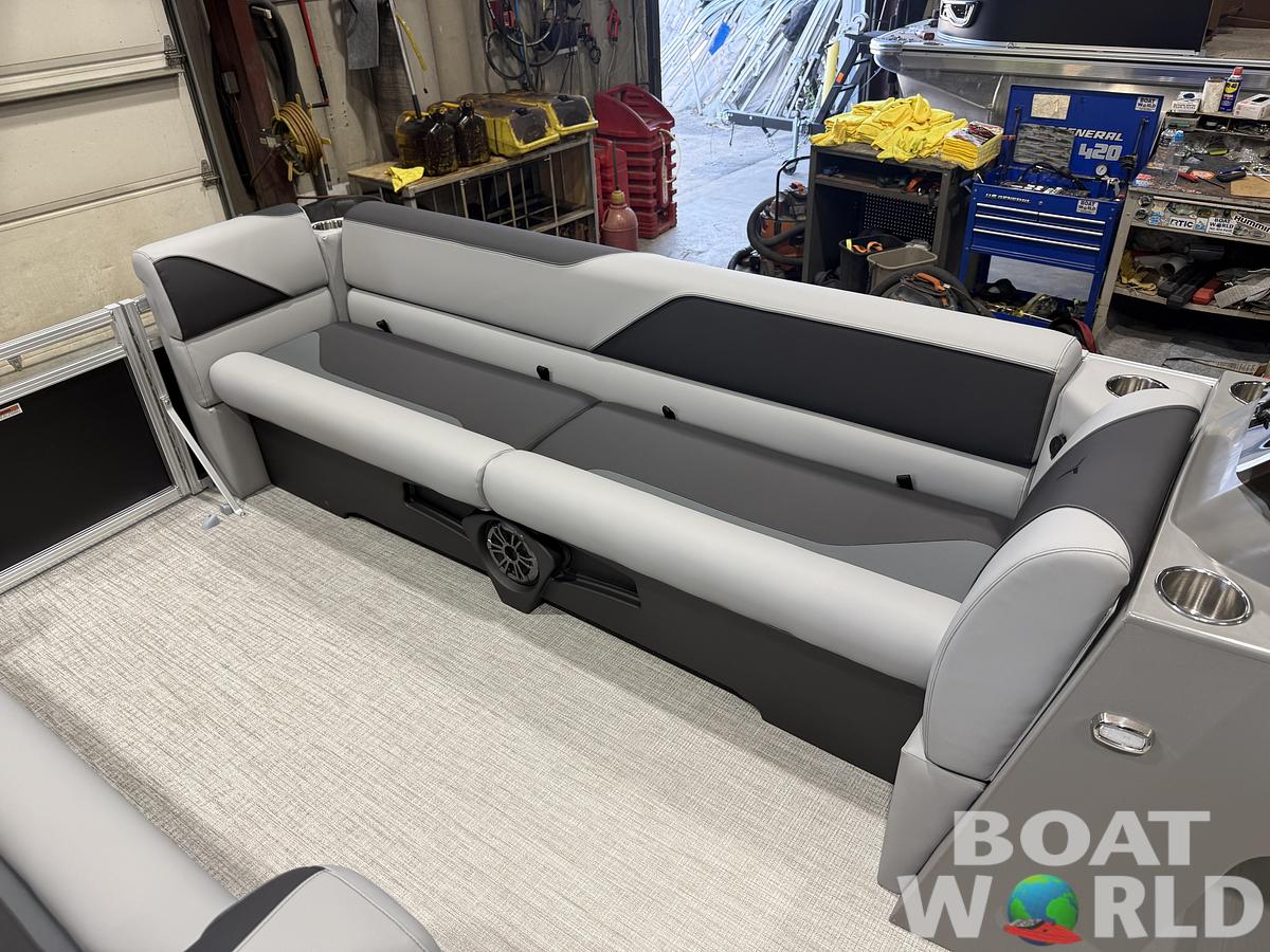 2027 Tahoe Pontoons Sport 2380 Cruise Rear Bench (CRB) $31995