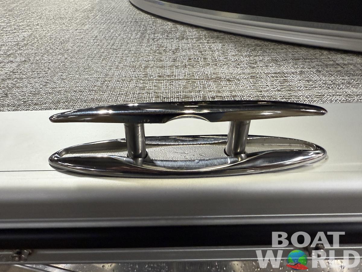 2025 Tahoe Pontoons LTZ 2385 Swingback (VRL) Tritoon & Honda 4-Stroke EFI