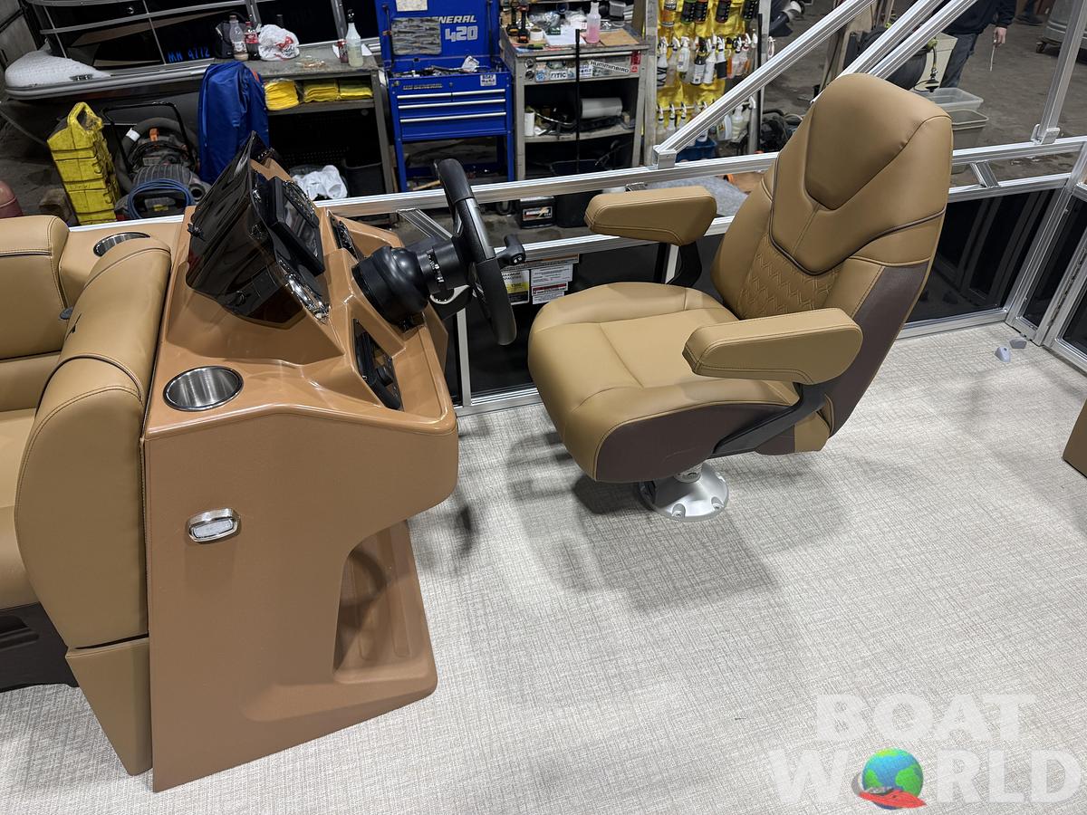 2026 Tahoe Pontoons Sport 2180 Swingback (VRB)