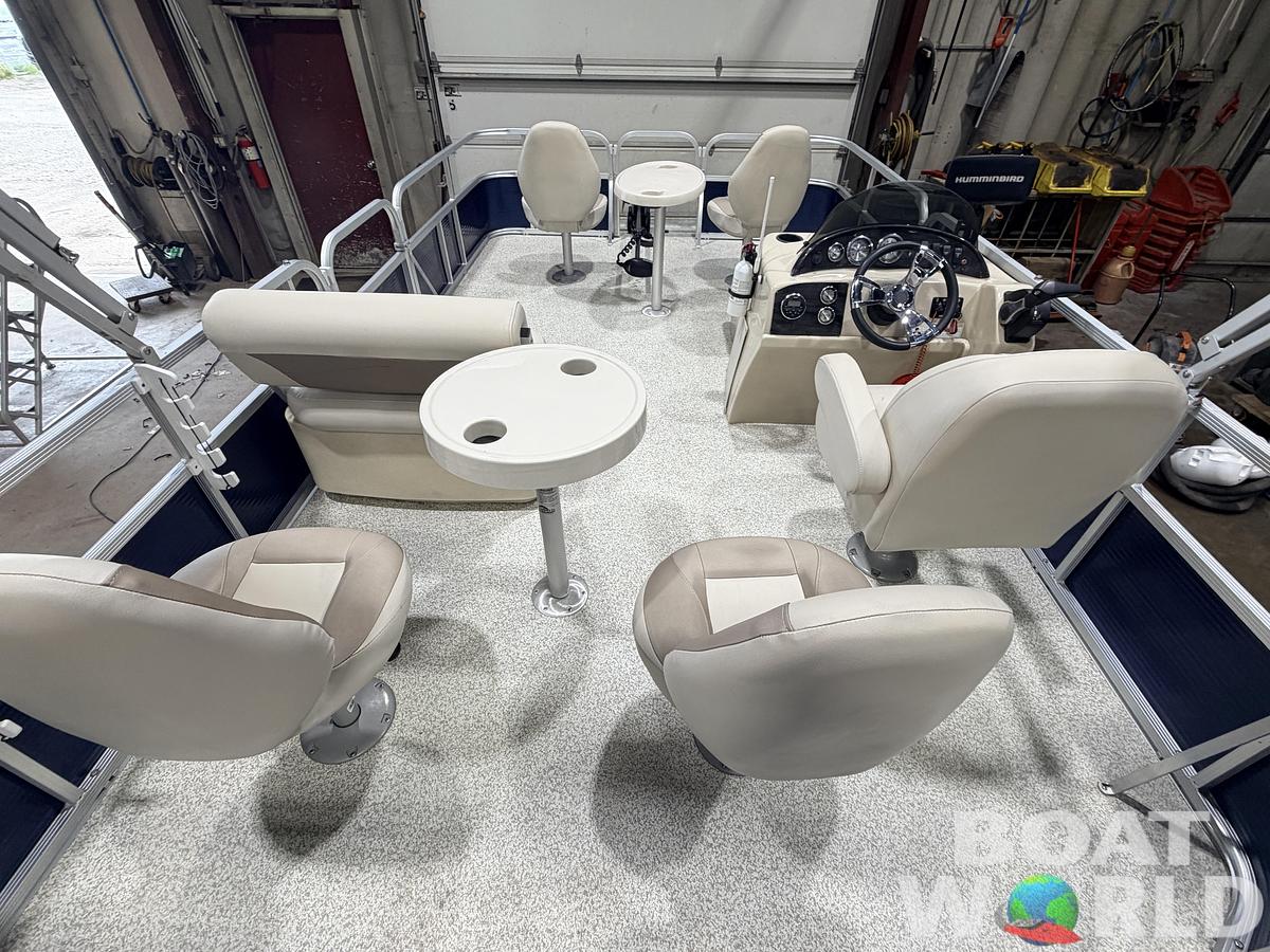 Used 2017 Montego Bay 8518 4-PT & 40HP Honda 4Stroke -$18,995