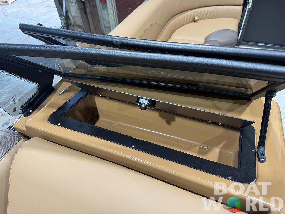 2027 Tahoe LTZ 300HP VRB Windshield Swingback $69995