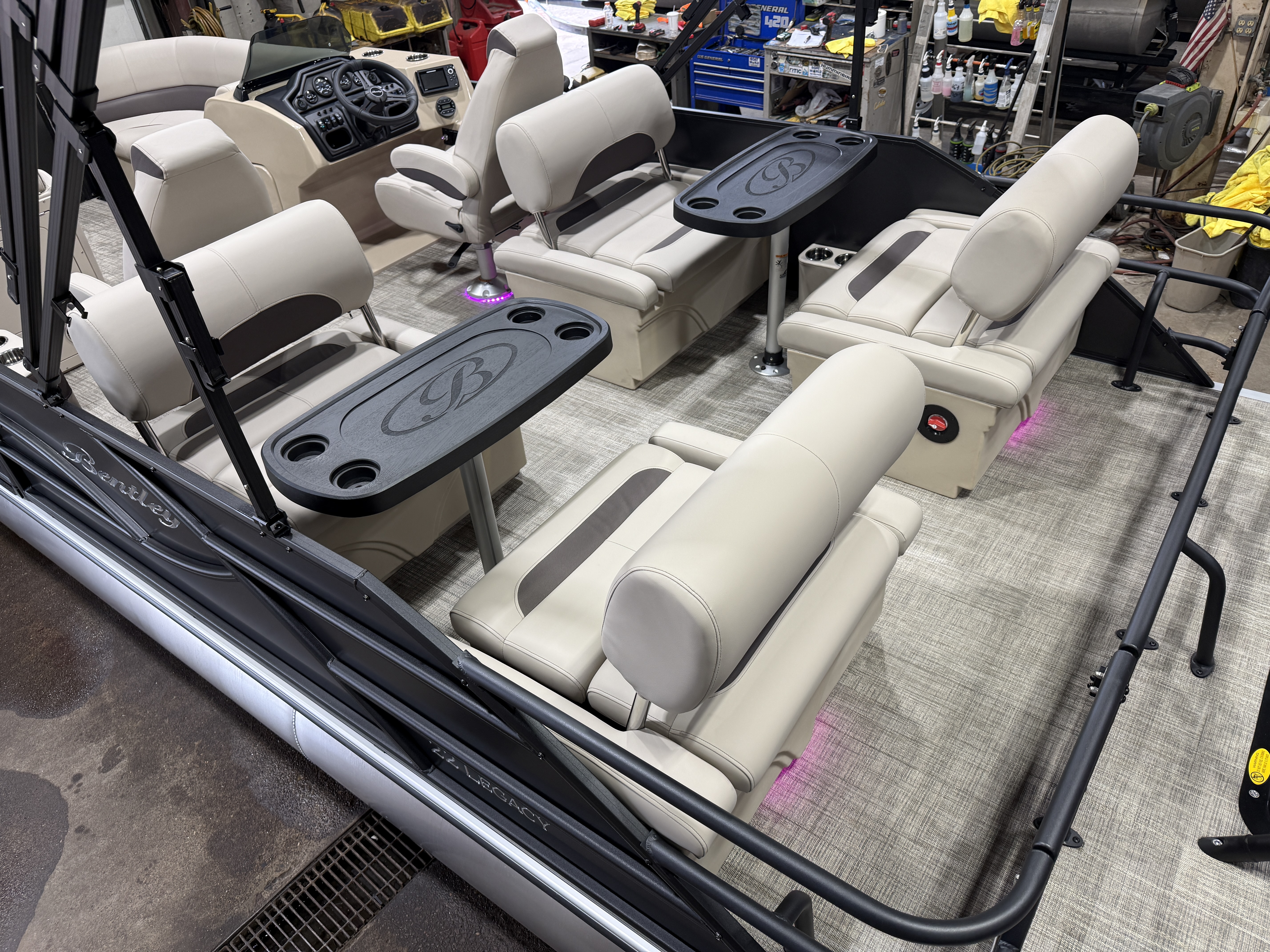 2027 Bentley Legacy 220 QSB Swingback $45995