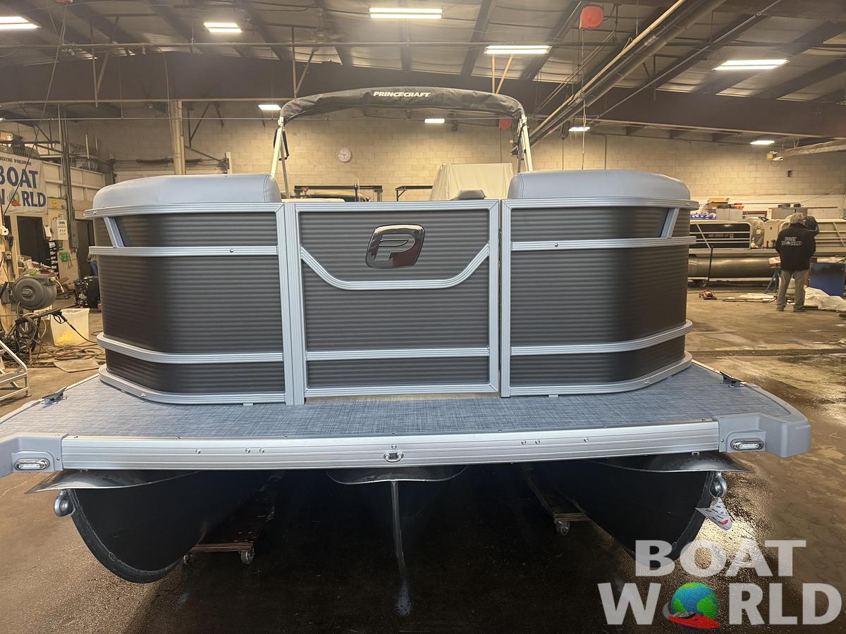 2026 Princecraft Vectra 23 RL SS Swingback Tritoon