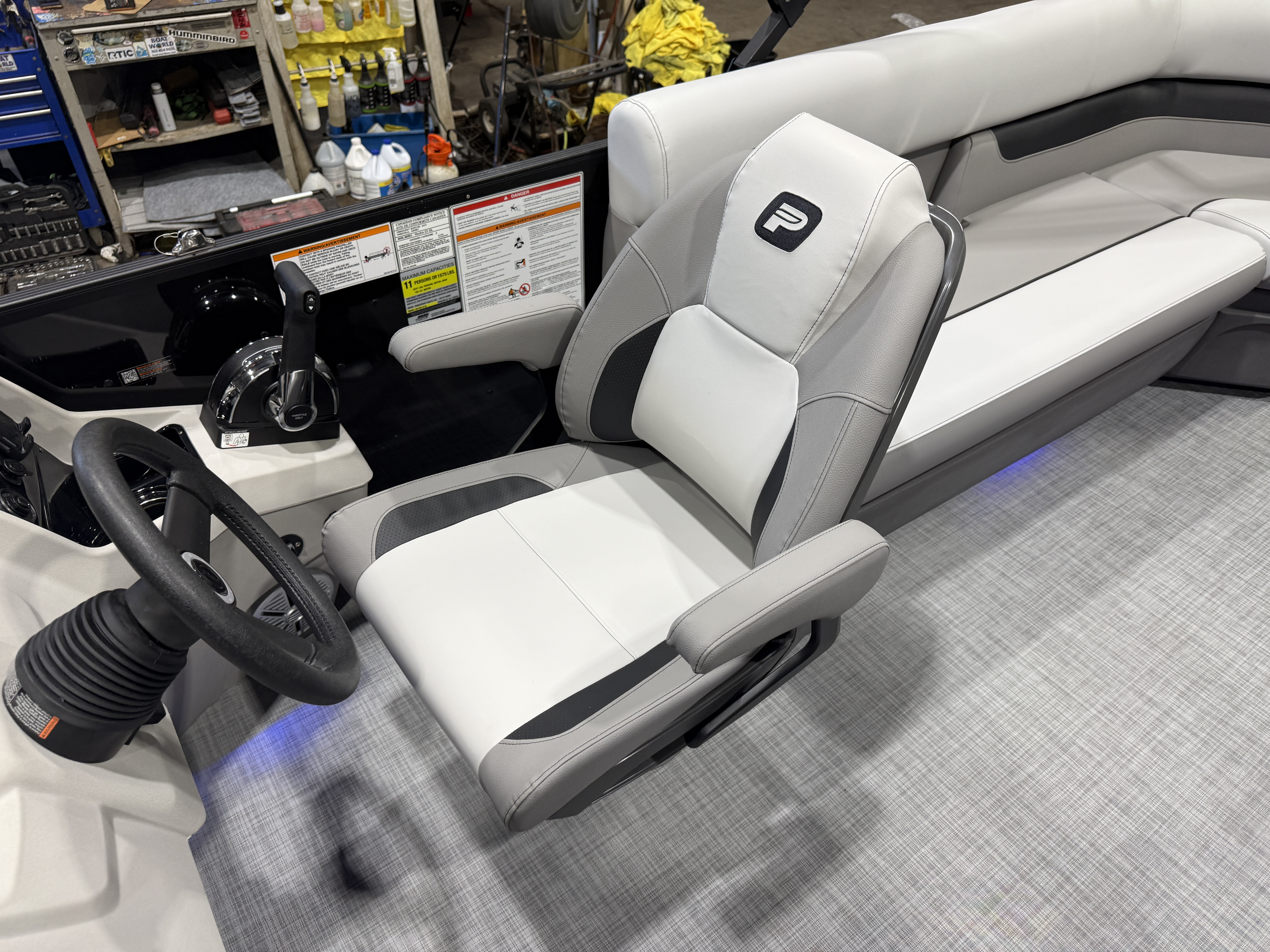 2027 Princecraft Vectra 21 Quad Lounge Pontoon $36995