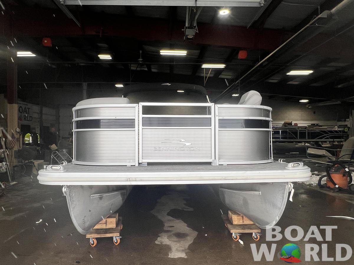 Used 2023 Bennington 21 SLCP Pontoon