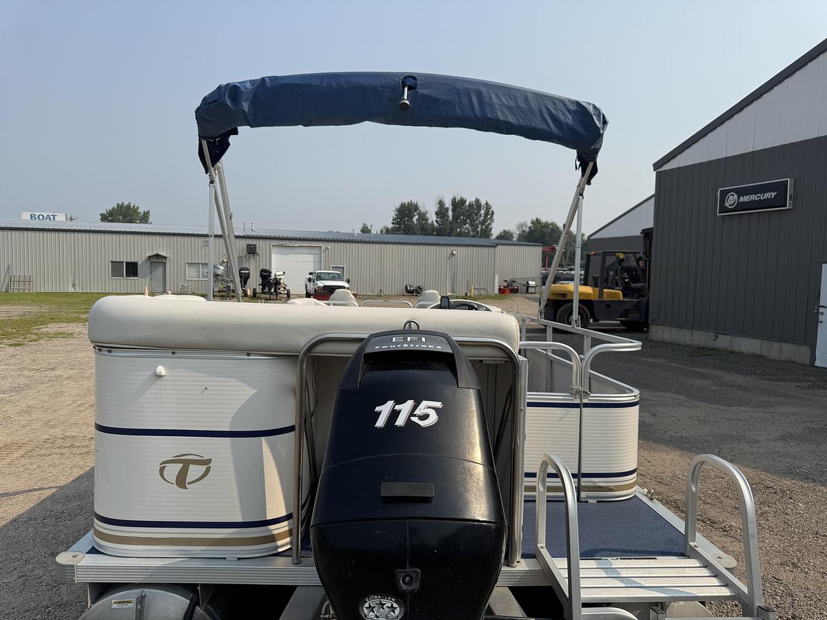 Used 2008 Tahoe Pontoons 24 Bow Fish Pontoon