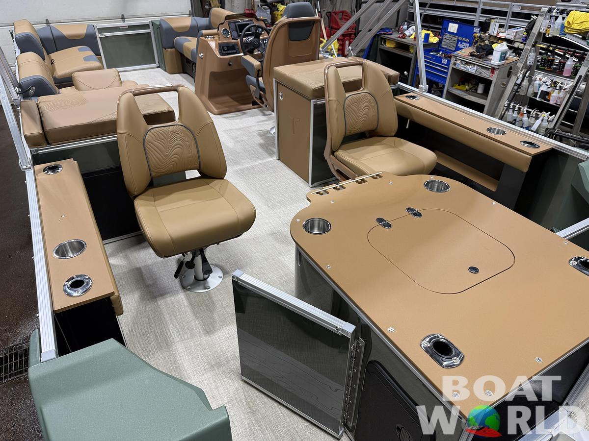 2026 Tahoe Pontoons GEOfish 2385 Rear Fish