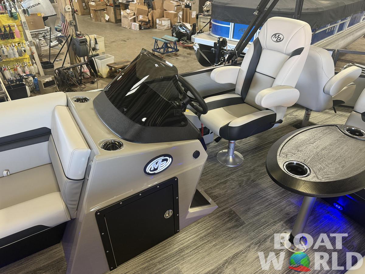 2026 Montego Bay 8522 Fish & Cruise Deluxe 