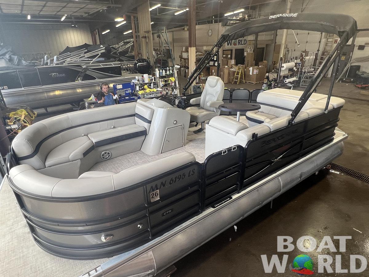 Used 2018 Berkshire CTS 20 Cruise & 60HP Yamaha 4Stroke -$24,995