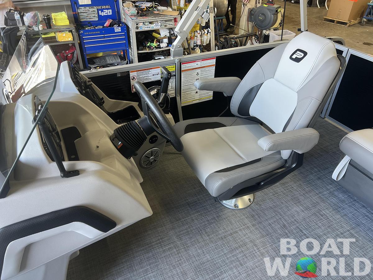 2026 Princecraft Vectra 19 Cruise Lounge Pontoon & Mercury 4-Stroke EFI