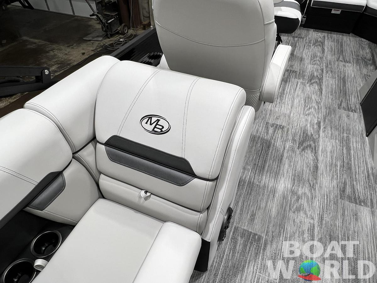 2026 Montego Bay 8522 BR DL Quad Lounger & Honda 4-Stroke $39995