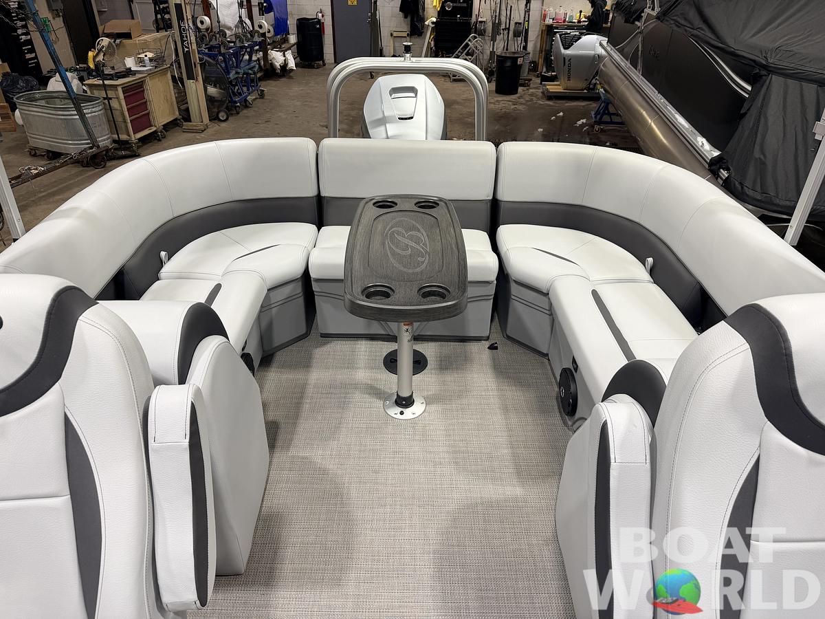 Used 2024 Bentley Pontoons Legacy 223 Navigator Quad Lounge Tri-toon Pontoon & 150HP Honda 4-Stroke EFI