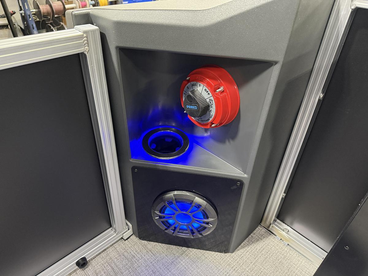 2025 Tahoe Pontoons GEOfish 2385 Rear Fish Tritoon & Honda 4-Stroke EFI