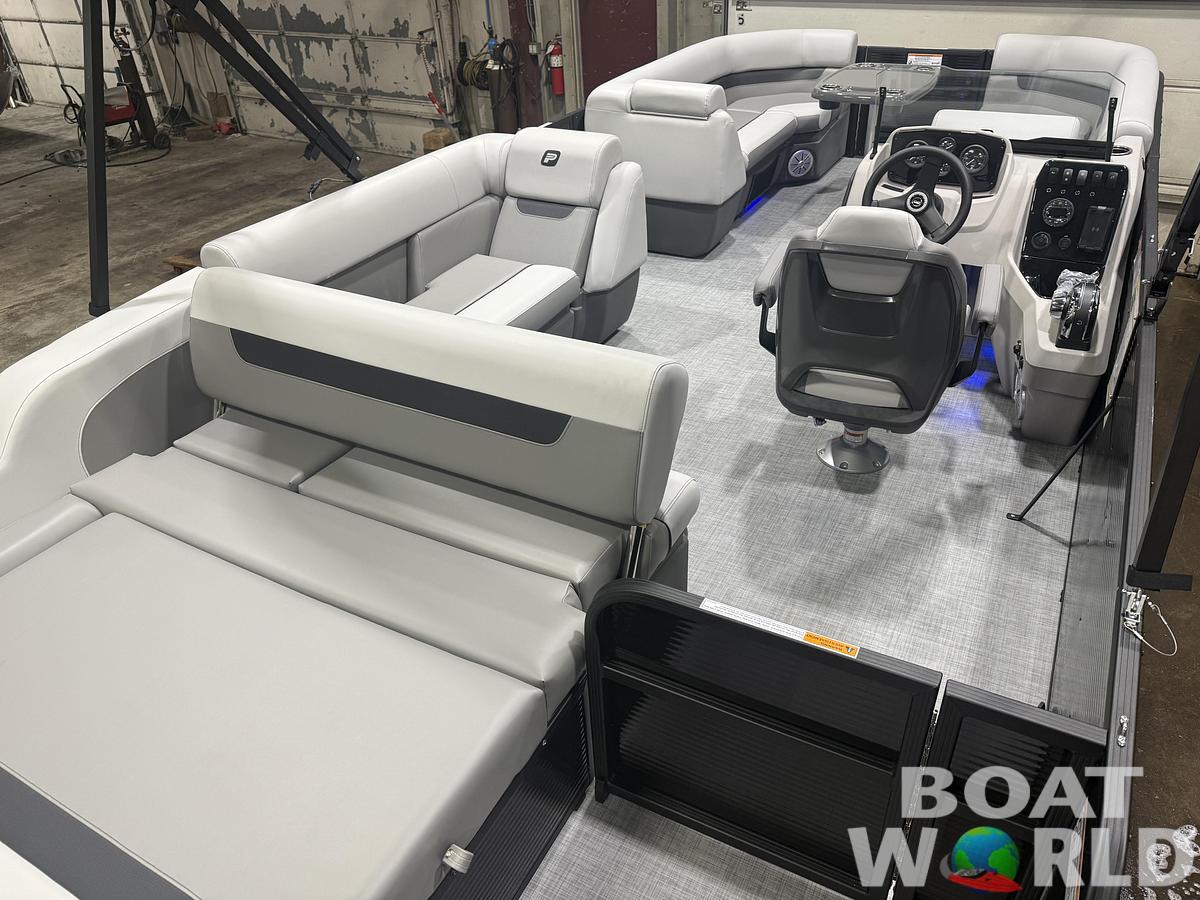 2026 Princecraft Vectra 23 RL Swingback Lounge Pontoon