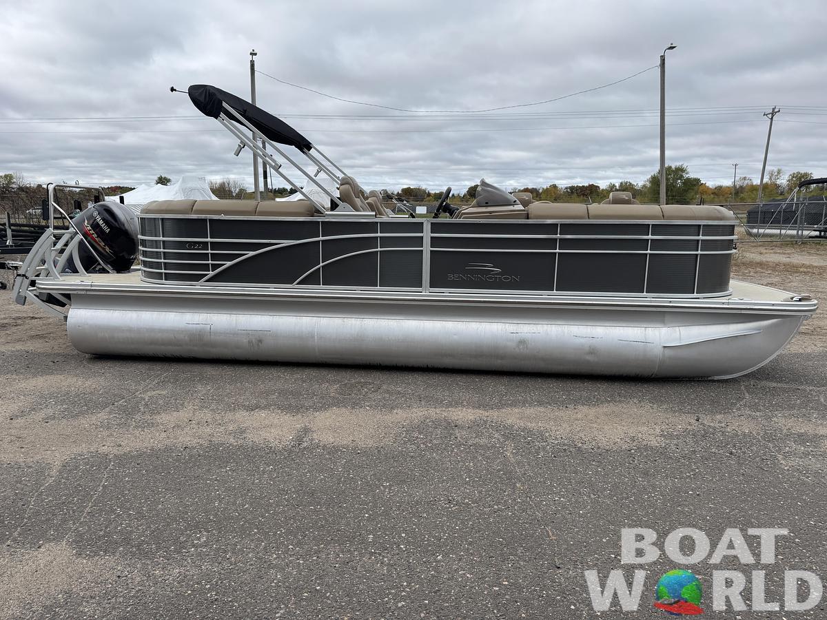 Used 2016 Bennington 2250 GSR Pontoon