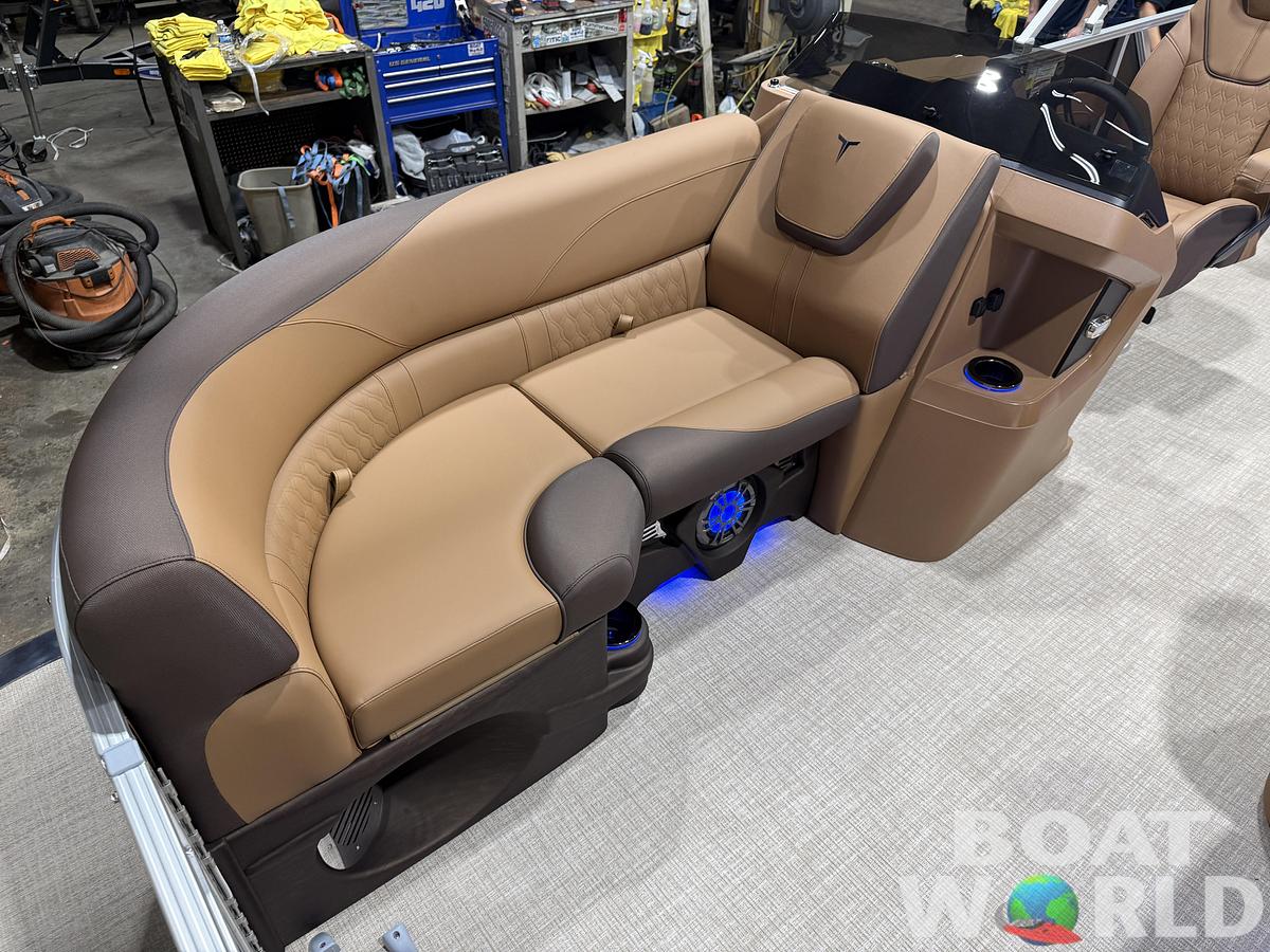 2027 Tahoe LTZ VRL 2385 Swingback Tritoon $53995