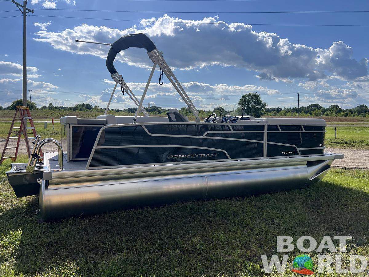 2026 Princecraft Vectra 21 Cruise Lounge Pontoon & Mercury 4-Stroke EFI
