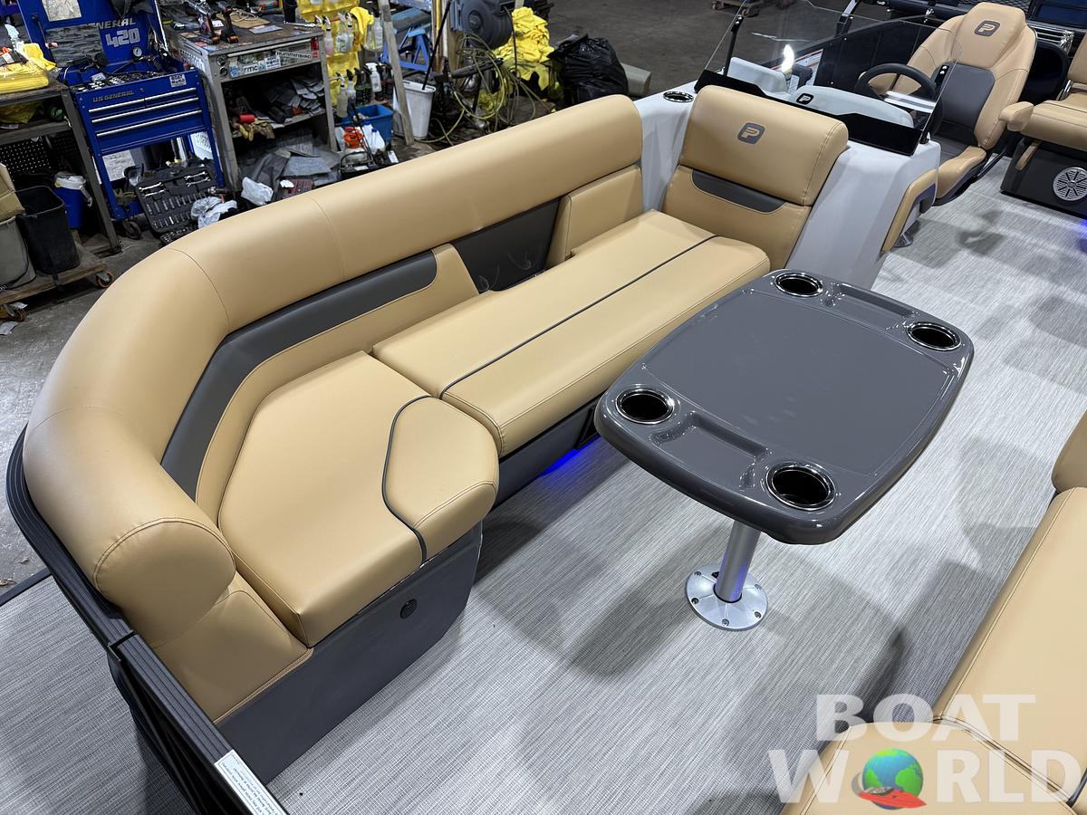 2027 Princecraft Vectra 23 RL SS Swingback Pontoon $36,995
