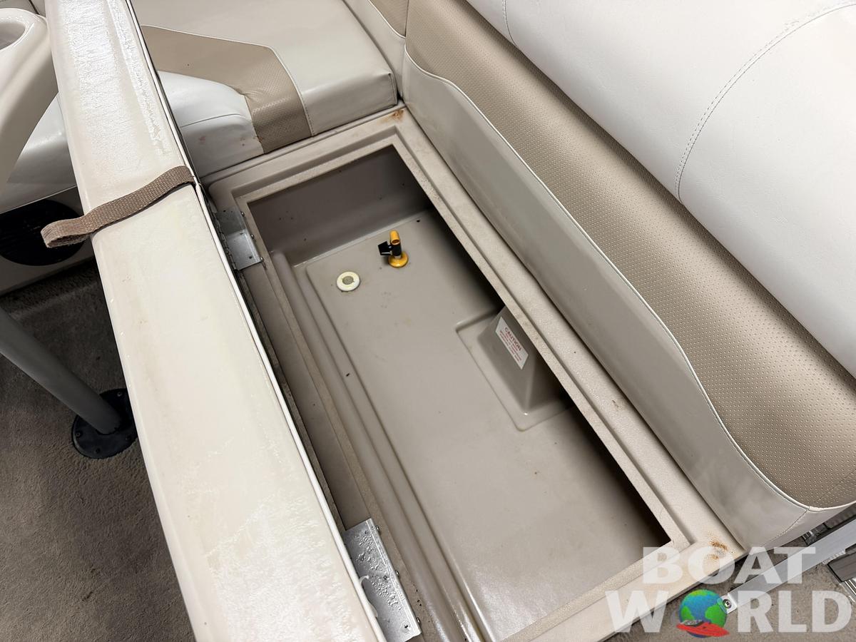 Used 2004 Northwood 2023 Reitta & 40HP Mercury 4Stroke -$