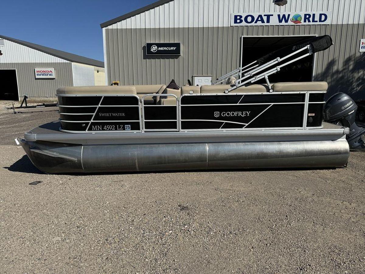 Used 2020 Sweetwater SW 2086 Cruise Pontoon with 70HP Yamaha 4-S EFI