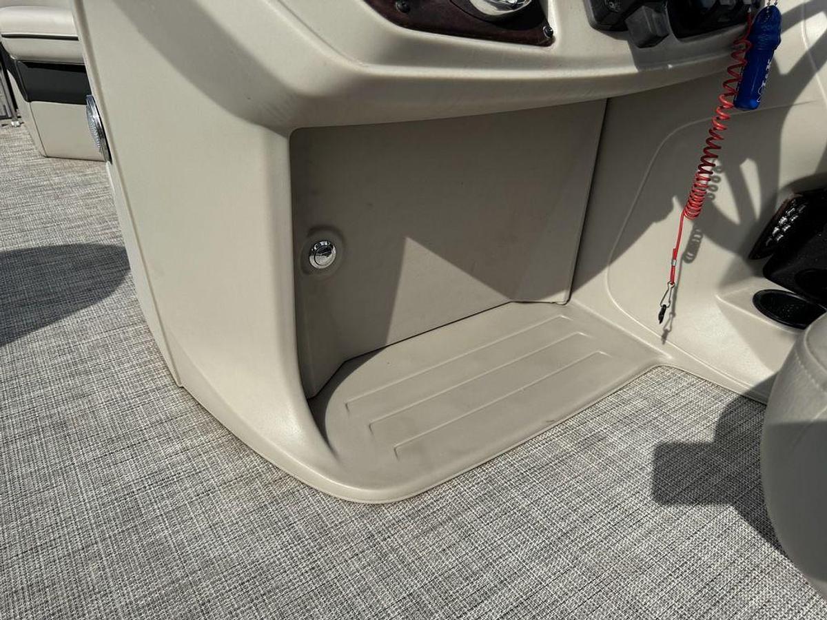 Used 2023 South Bay 224RS LE Pontoon & 140HP Suzuki 4-Stroke EFI