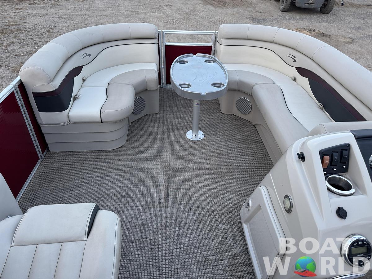 Used 2019 Bennington 21 SX Pontoon
