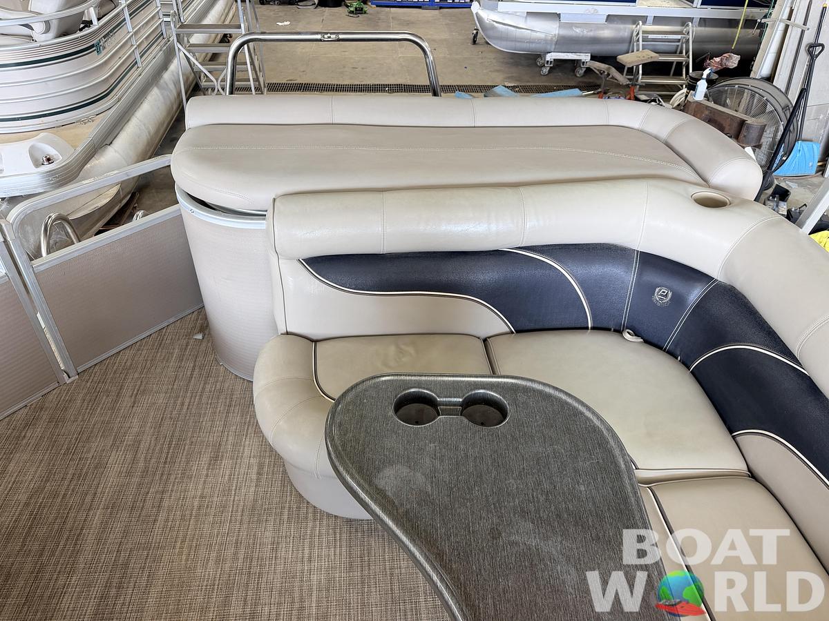 Used 2007 Premier 210 Legend