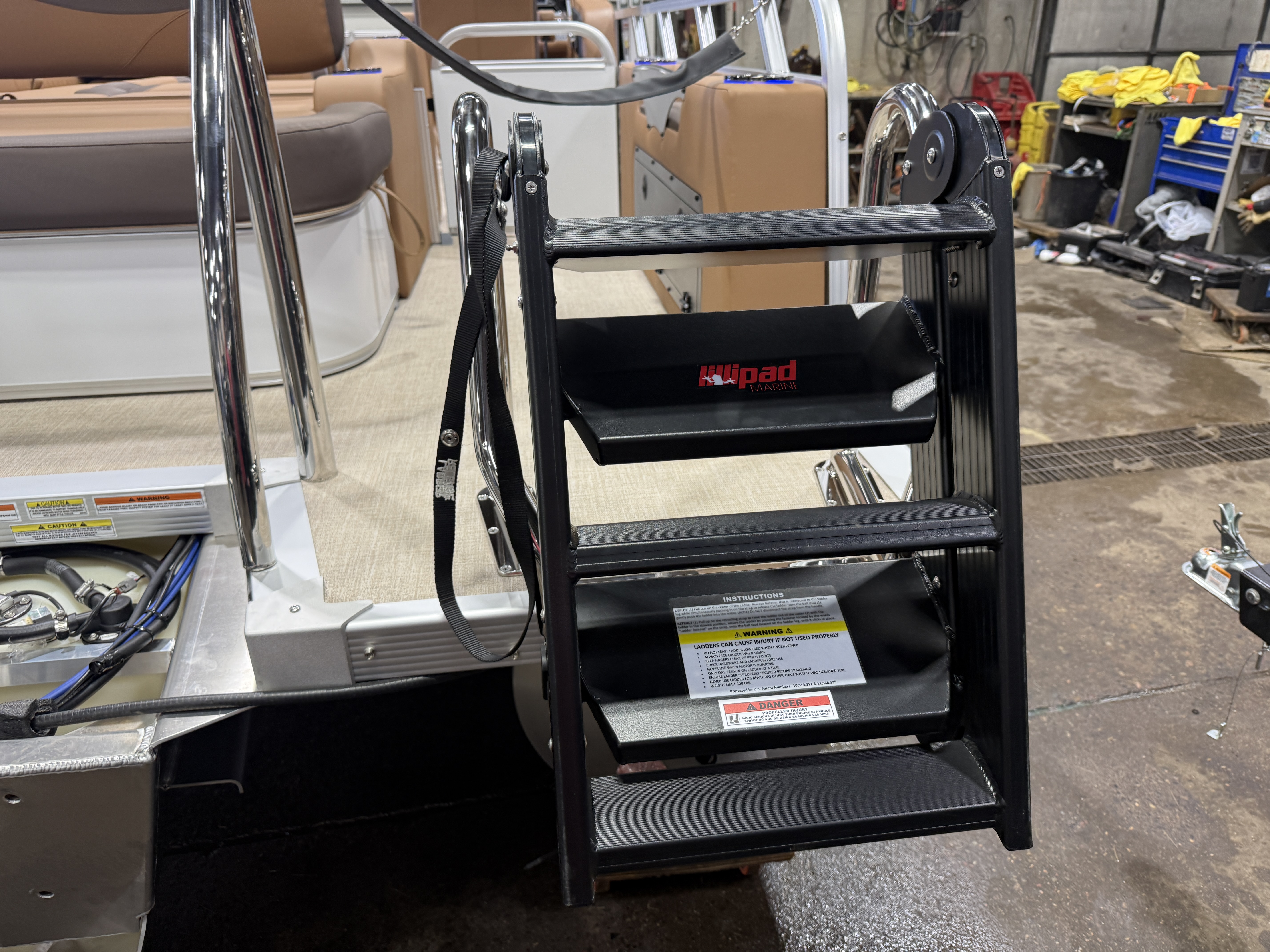 2027 Tahoe LTZ 2385 VRB Swingback Pontoon $41995
