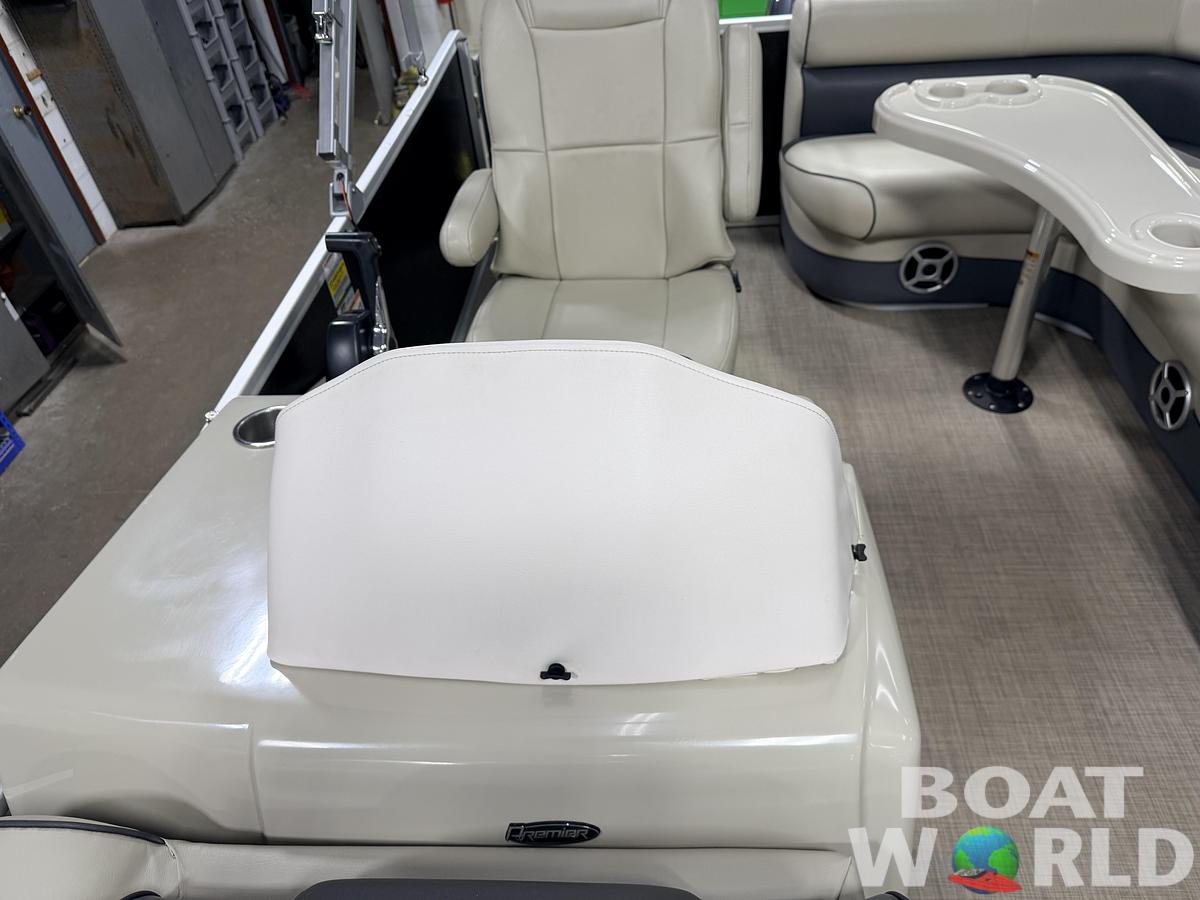 Used 2018 Premier 220 SunSpree