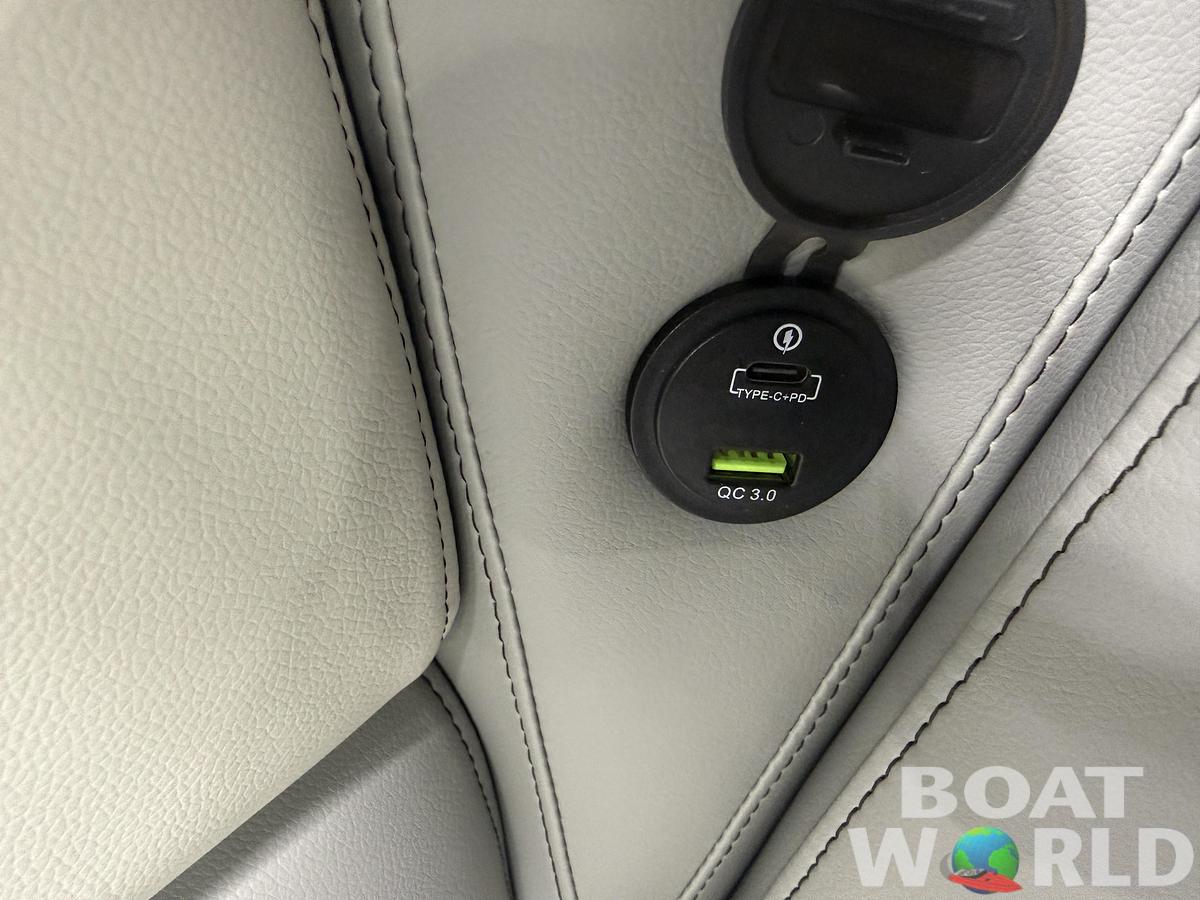 2026 Tahoe Pontoons Sport 2180 Swingback (VRB) 