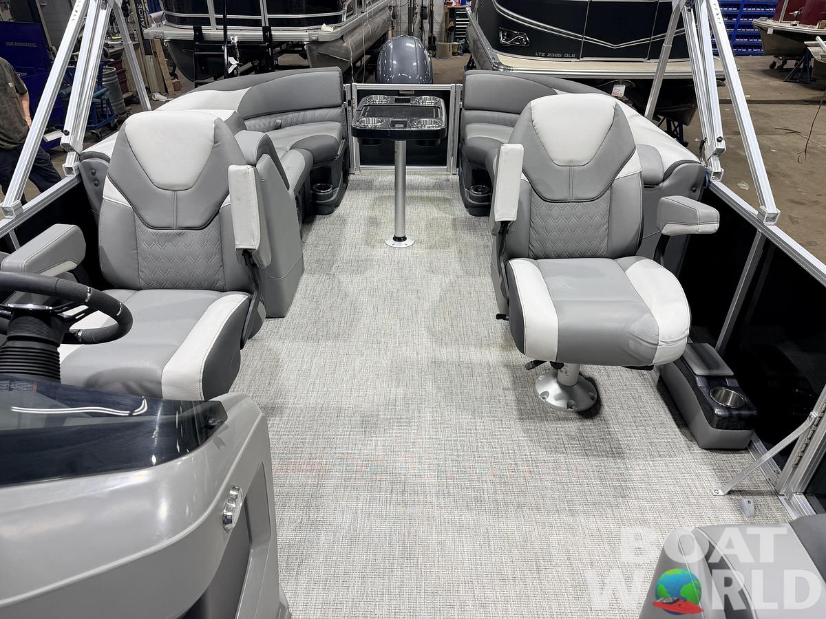 Used 2023 Avalon LSZ 2385 Quad Lounge Pontoon & 115HP Yamaha -$35,995