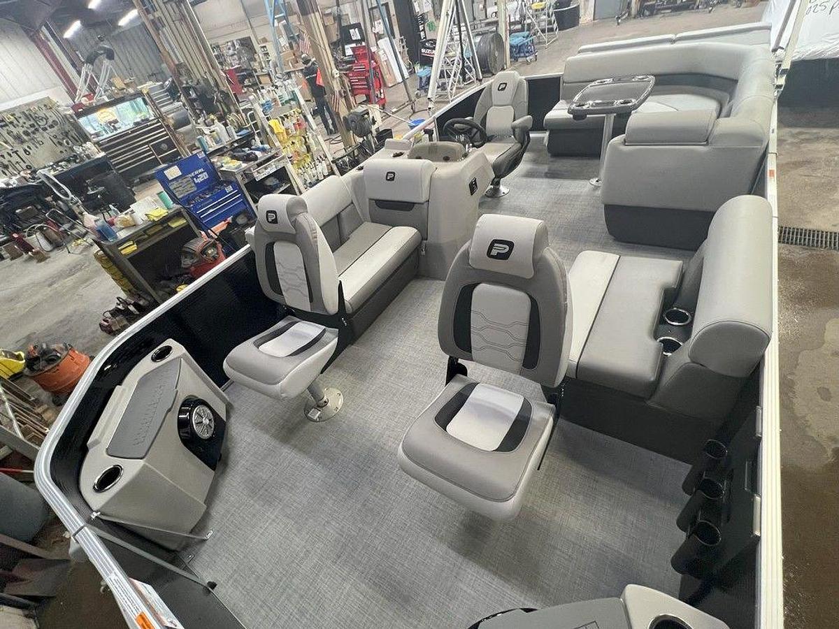 2025 Princecraft 21 Sportfisher 2-S Pontoon & Mercury 4-Stroke EFI