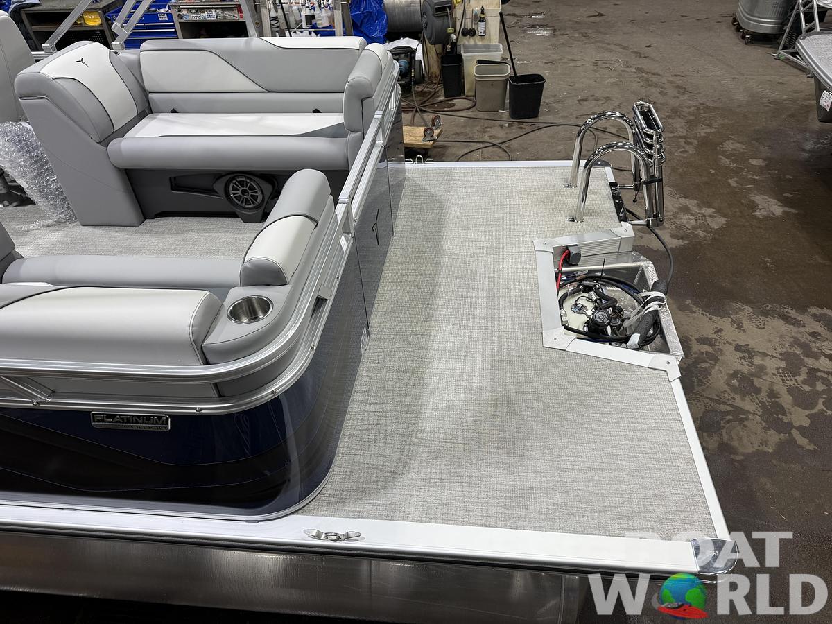 2026 Tahoe Pontoons Sport 2180 Quad Lounge 