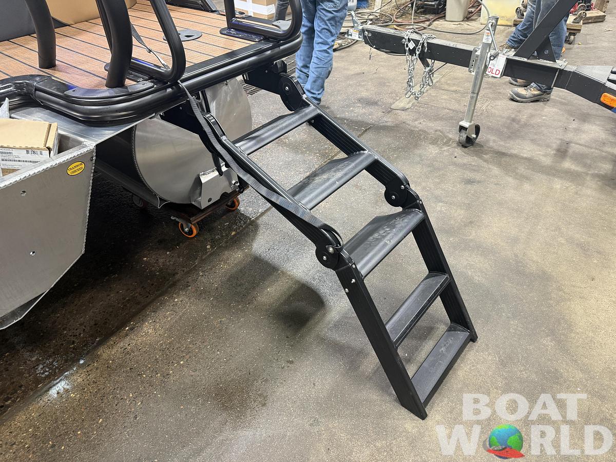 2026 Bentley Pontoons Elite 223 Admiral Quad Lounge Tritoon