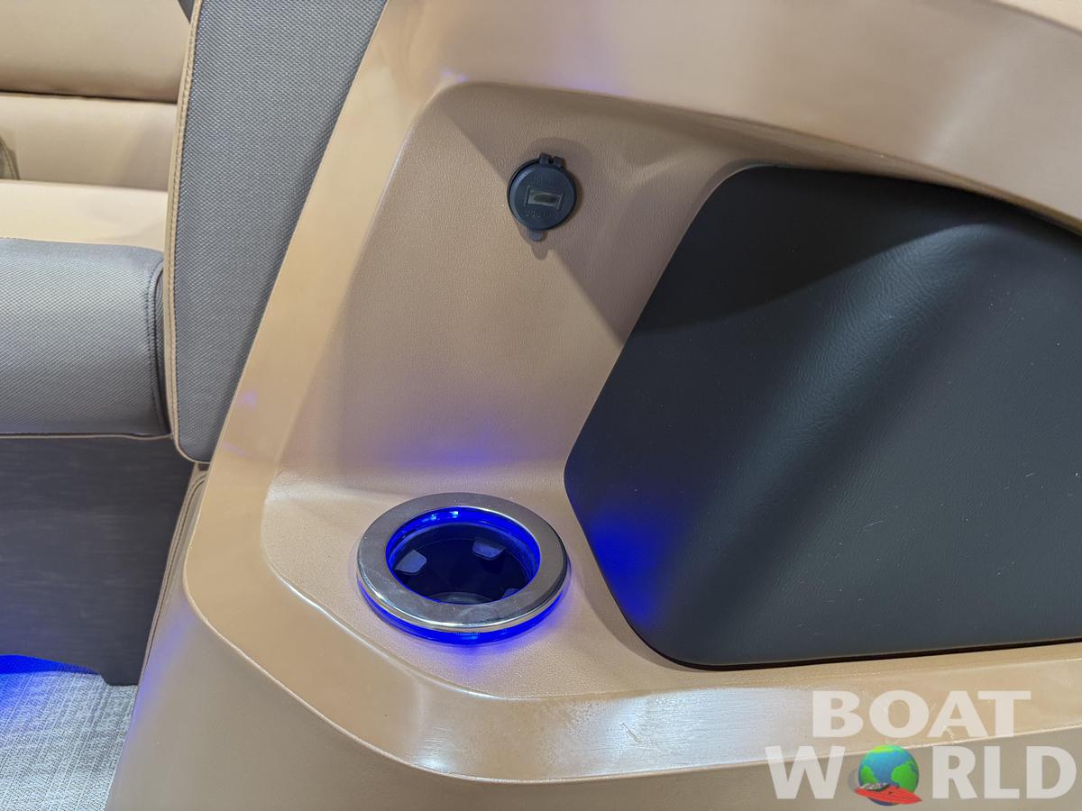 2027 Tahoe LTZ 300HP VRB 2585 Swingback Tritoon $74,995