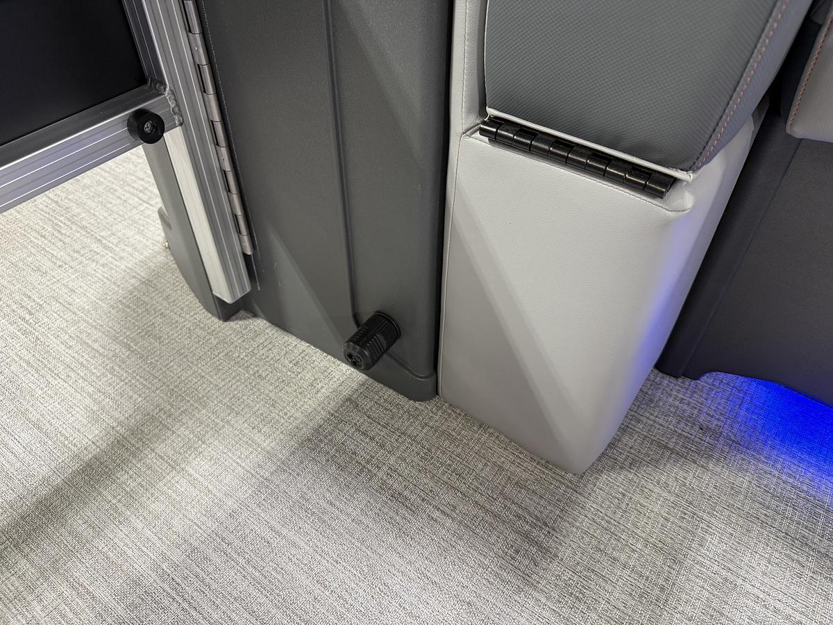 2025 Tahoe Pontoons GEOfish 2385 Rear Fish Tritoon & Honda 4-Stroke EFI