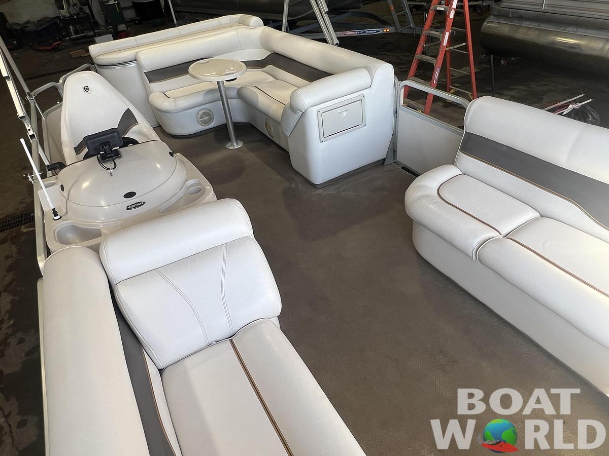 Used 2005 Premier 210 SunSation & 50HP Yamaha 4Stroke -$14,995