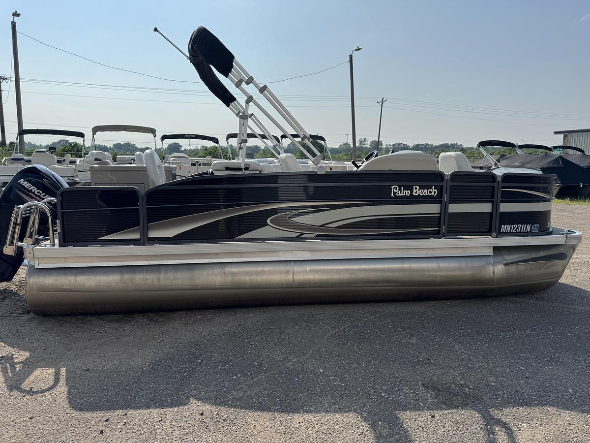 Used 2017 Palm Beach Cast Master 200 Pontoon WITH Sea Legs