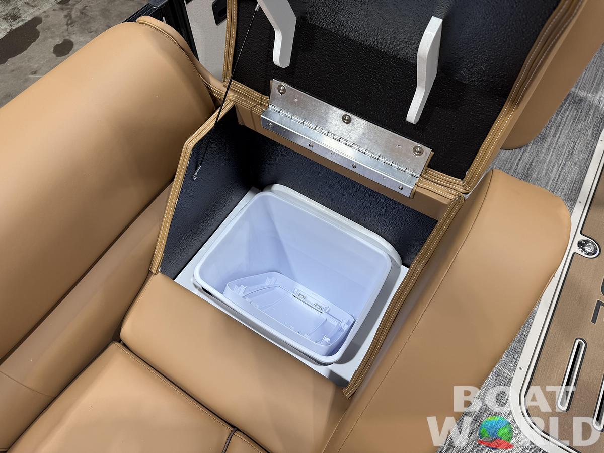 2026 Tahoe Pontoons Cascade 2385 Swingback (VRB) Tritoon 