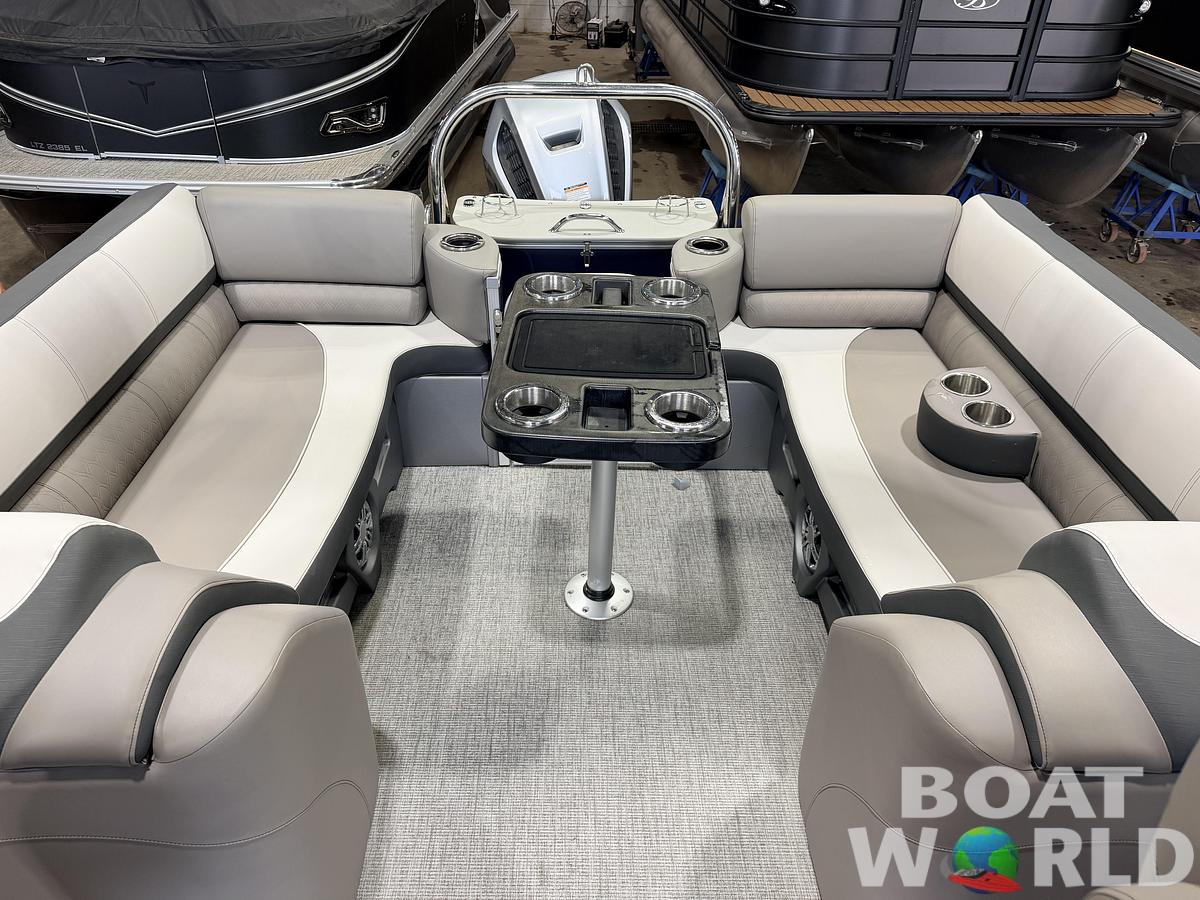 Used 2022 Tahoe Pontoons Cascade 2385 Quad Lounge Tritoon & 200HP Honda 4Stroke -$49,995