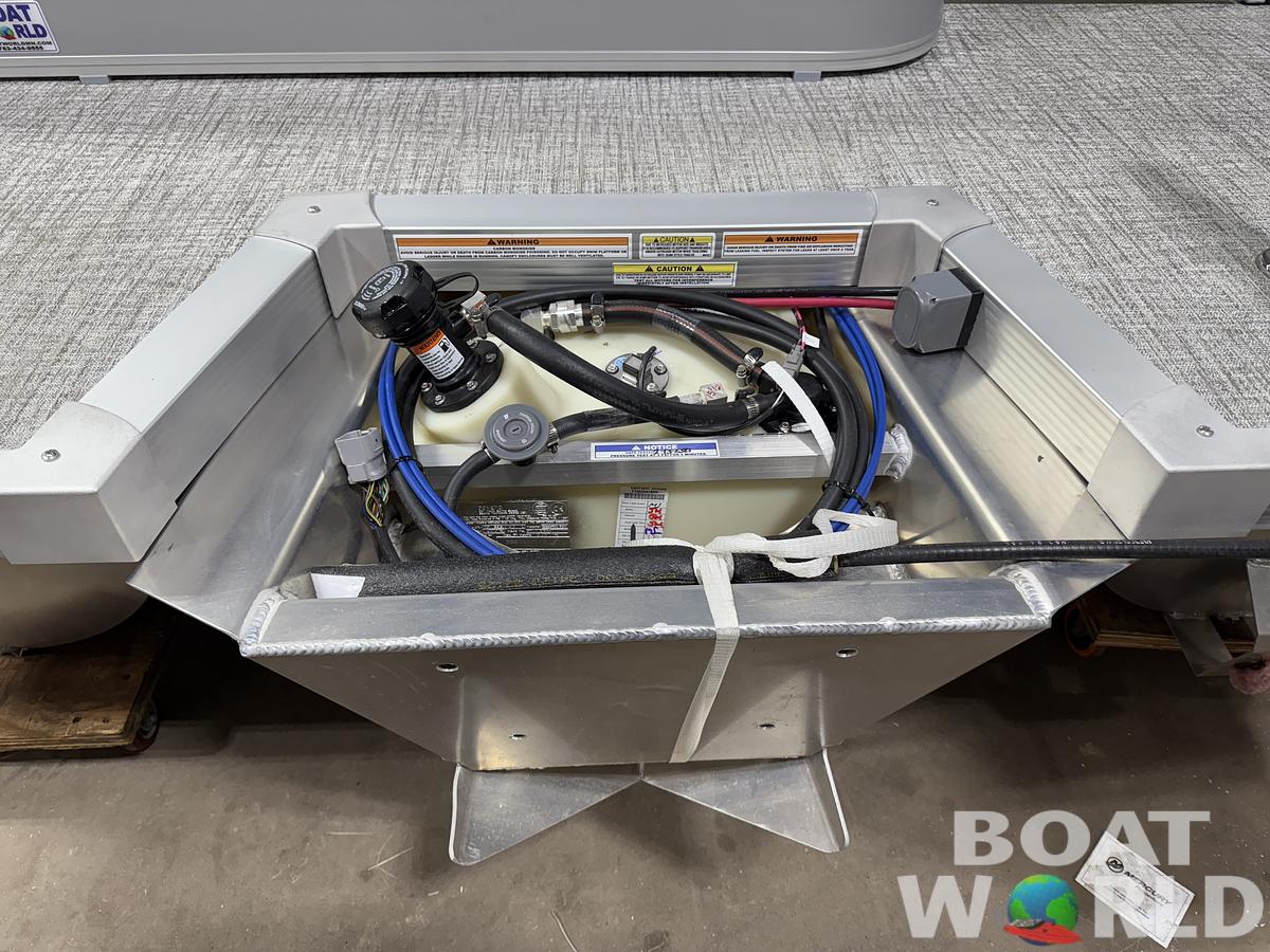 2025 Tahoe Pontoons LTZ 2385 Swingback (VRL) Pontoon & Honda 4-Stroke EFI