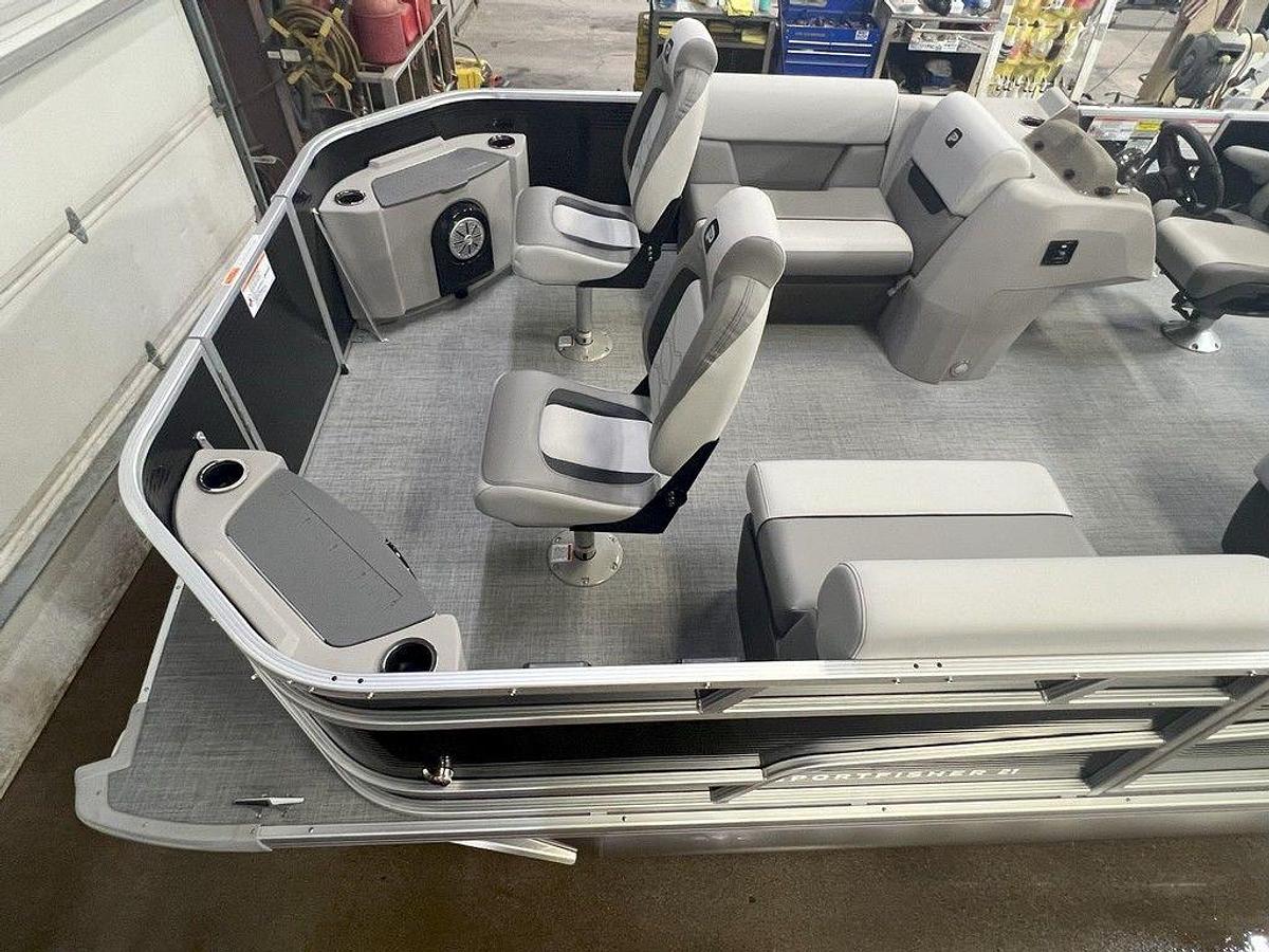 2025 Princecraft 21 Sportfisher 2-S Pontoon & Mercury 4-Stroke EFI