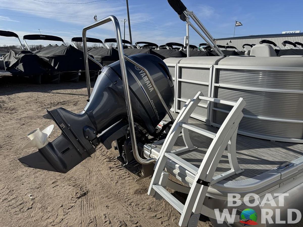 Used 2021 Bennington 22 SSRX Pontoon & 115HP Yamaha