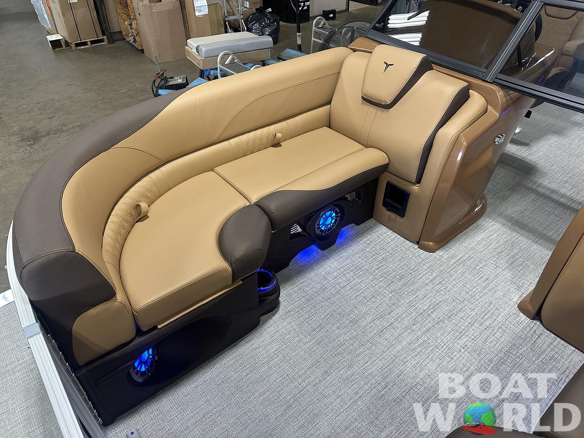 2025 Tahoe Pontoons LTZ 2385 Swingback (VRB) Windshield Tritoon & Honda 4-Stroke EFI