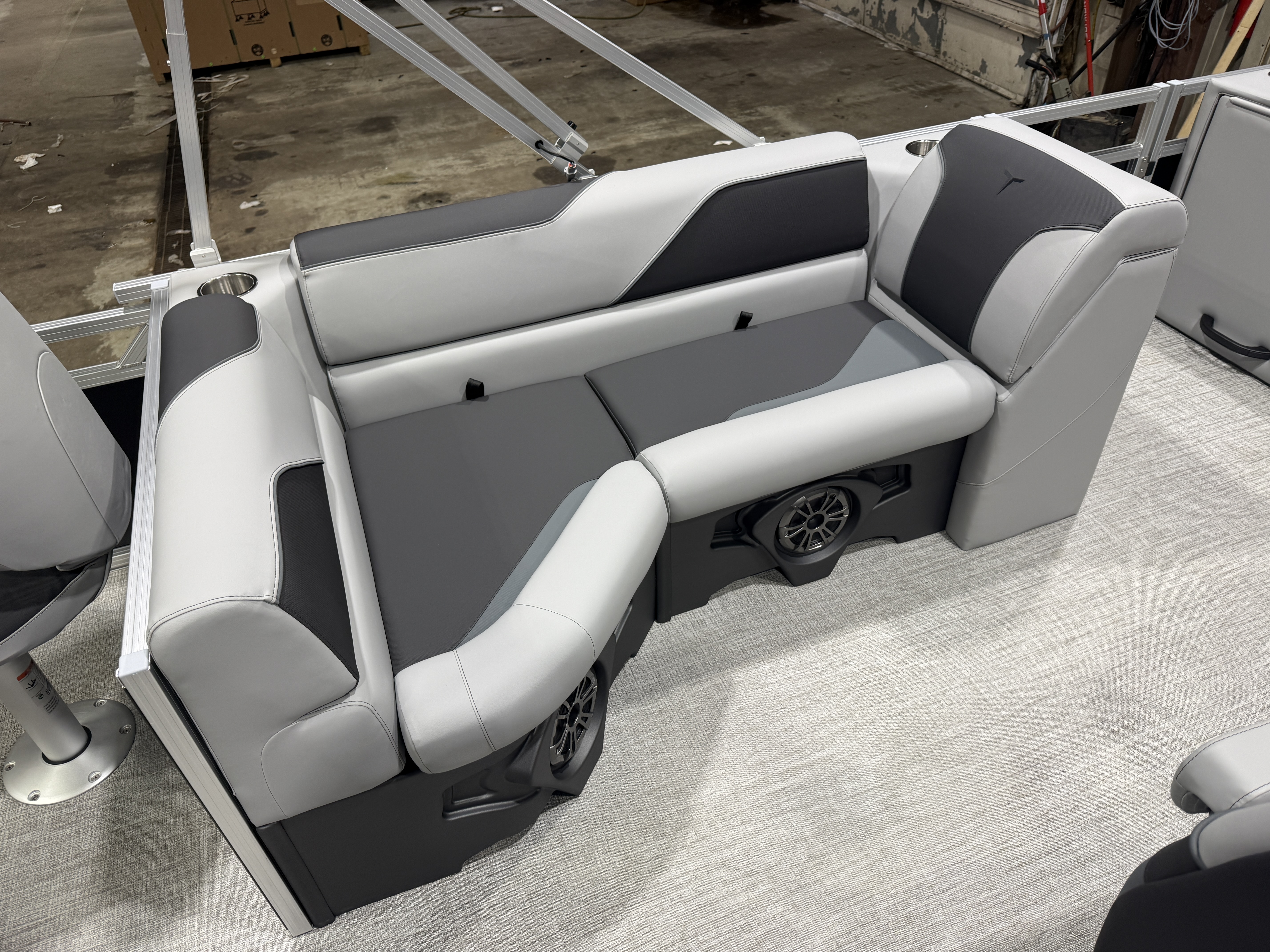 2026 Tahoe Pontoons Sport 23E80 Fish & Cruise Pontoon