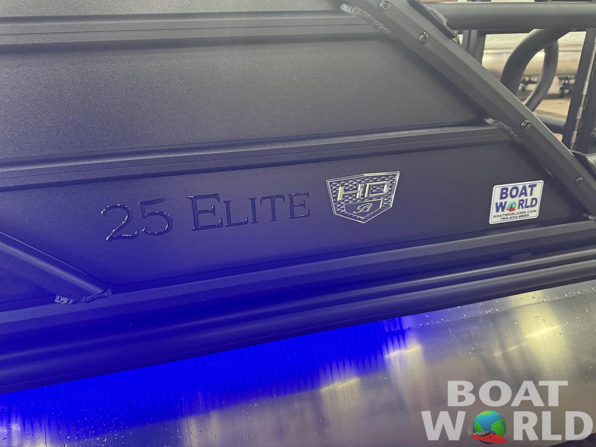 2027 Bentley 300HP Elite 253 Swingback Tritoon $79,995