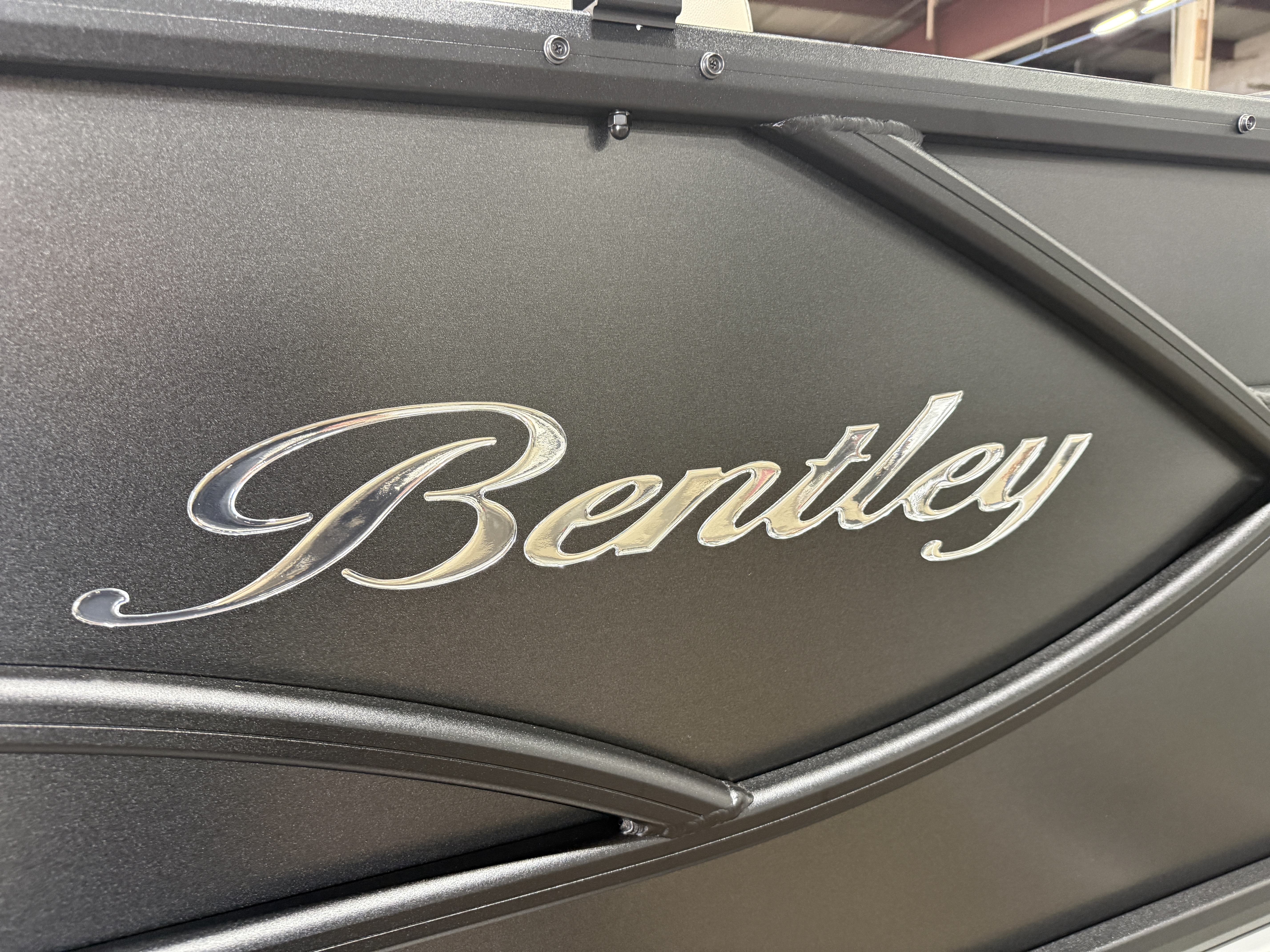 2027 Bentley Legacy 220 QSB Swingback $45995