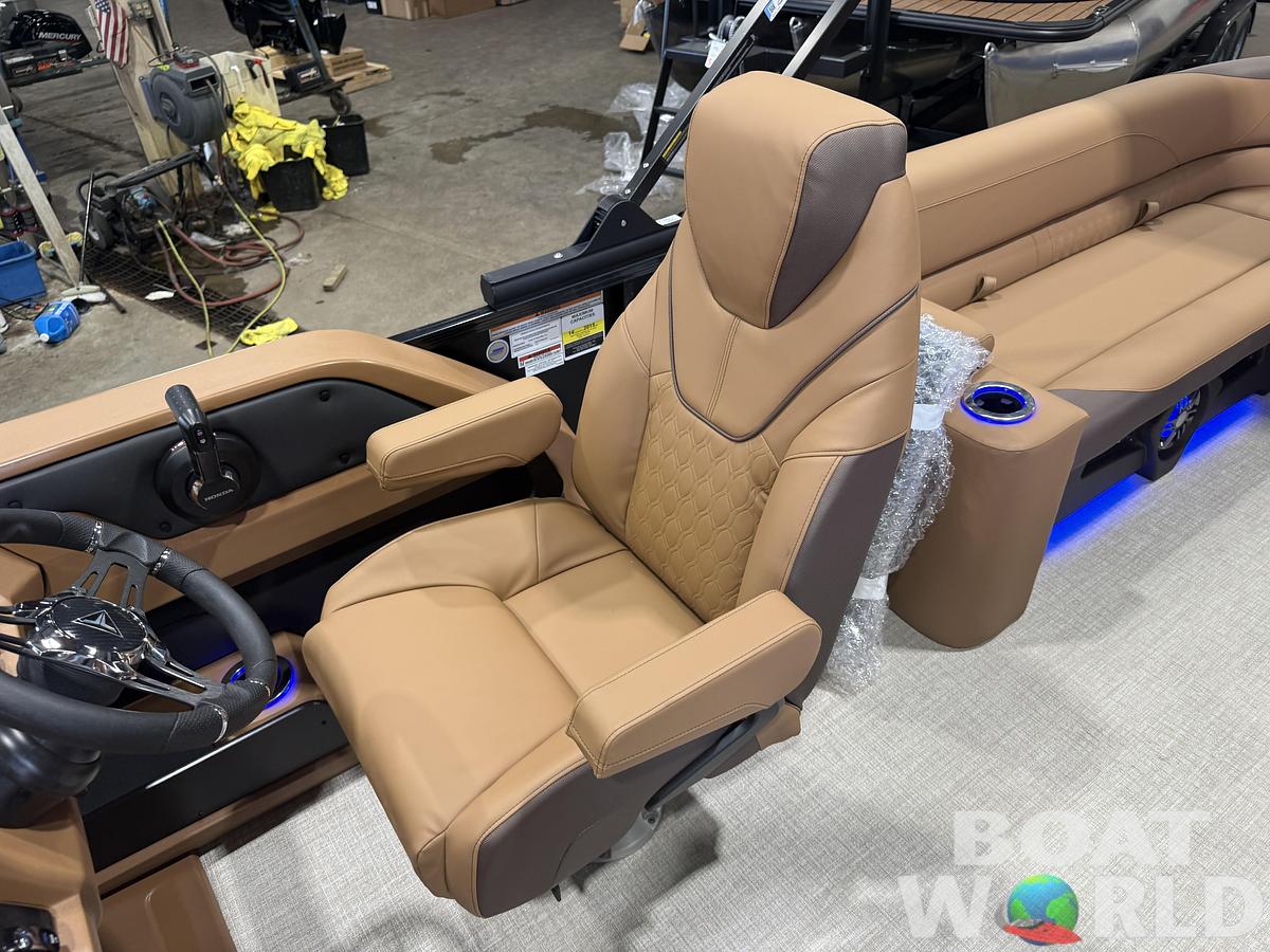 2027 Tahoe LTZ 2585 Elite Cruise Tritoon 300HP $69995