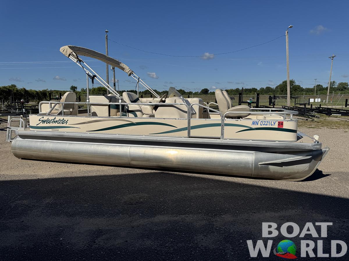 Used 2004 Sweetwater 2222 DF Pontoon
